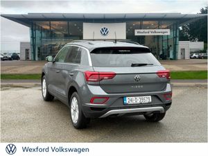 Volkswagen T-Roc SPECIAL EDITION 1.0TSI 116HP MANU - Image 4