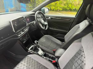 Volkswagen T-Roc R-LINE 2.0 TDI 116HP MANUAL - Image 3