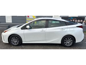 Toyota Prius 1.8 Automatic LOW Mileage High Spec F - Image 4