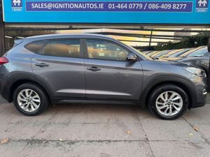 Hyundai Tucson 1.7 CRDI, EXECUTIVE MODEL, LOW MILE - Image 2