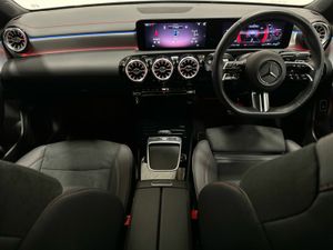 Mercedes-Benz CLA CLA250 e  AMG Line Executive 15. - Image 4