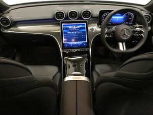 Mercedes-Benz C-Class C300 e AMG Line Premium PHEV - Image 4