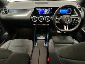 Mercedes-Benz GLA GLA200 D AMG Line + - Image 4