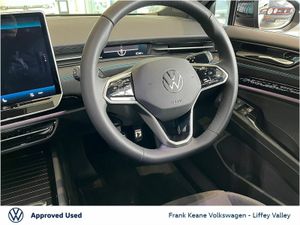 Volkswagen ID.7 *NEW* PRO 77KWH DEEP BLACK PEARL M - Image 4