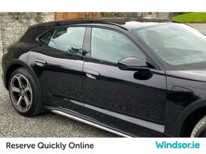 Porsche Taycan Taycan 4 Cross Turismo - Image 4