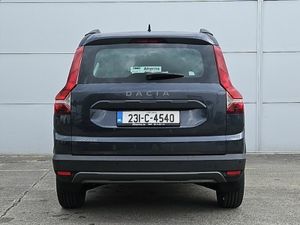 Dacia Jogger 1.0 L TCe 110 Extreme SE - Image 4