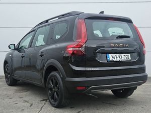 Dacia Jogger 1.0 L 110PS  Extreme - Image 4