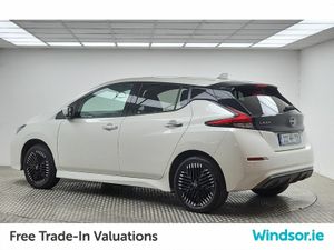 Nissan Leaf Leaf SV Premium 62 kWh**Big Battery** - Image 4
