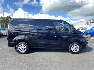 Ford Transit Custom 320 L1 FWD 2.0 Ecoblue 170ps - Image 4