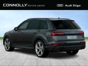 Audi Q7 3.0TFSI e Competition S-Line 490HP Auto - - Image 3