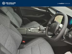 Renault Austral Techno E Tech Hybrid 200hp - Image 2