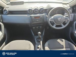 Dacia Duster 1.5 dCi 115 Essential - Image 4