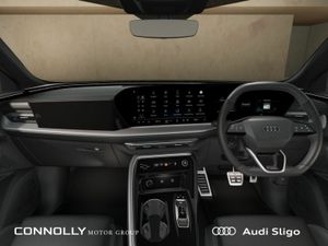 Audi Q5 S Line Petrol Plug-In Hybrid 50 TSFI e "Or - Image 4