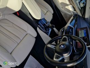 BMW 5-Series 530e M Sport - Image 4