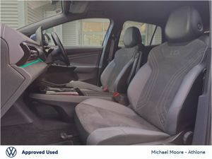 Volkswagen ID.4 LIFE DX 77kWh 174BHP - Image 4