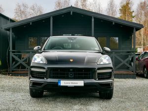 2022 Porsche Cayenne Coupe Turbo S E-Hybrid - Image 2
