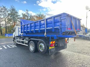 2008 SCANIA P310 6X2 Rear steer Hook truck - Image 4