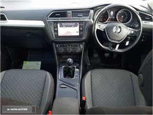 Volkswagen Tiguan  nct 01/2028  Comfortline --2.0 - Image 2