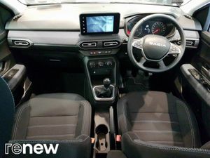 Dacia Sandero Expression TCe 90 5Sp GSR2 - Image 2