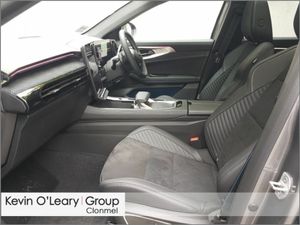 Renault Rafale E-TECH Hybrid 200 Auto esprit Alpin - Image 4