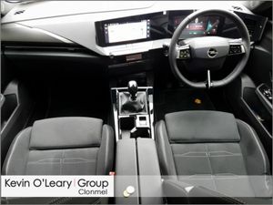 Opel Astra GS 1.2 Turbo 130PS 6 Speed - Image 3