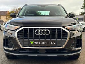 Audi Q3 TECHNIK 45 TFSI E AUTO PHEV - Image 3