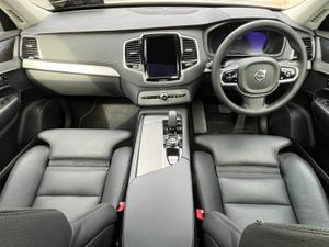 Volvo XC90 T8 PLUS RECHARGE AWD AUTO PHEV - Image 2