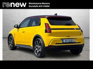 Renault 5 EV52 150hp Techno - Image 3