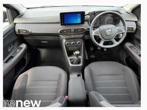 Dacia Sandero Stepway TCe 90 STEPWAY Prestige - Image 2