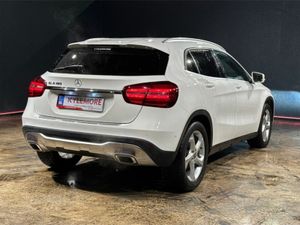 Mercedes-Benz GLA AUTOMATIC - FULL BLACK LEATHER U - Image 4
