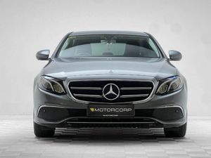 Mercedes-Benz E-Class E200D AMG LINE - Image 2