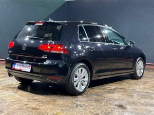 Volkswagen Golf COMFORT LINE - FACTORY ALLOYS - RE - Image 4