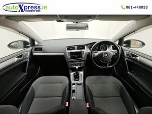 Volkswagen Golf 1.2 TSI Automatic, Reversing camer - Image 2
