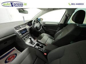 Volkswagen Golf 1.2 TSI Automatic, Reversing camer - Image 2