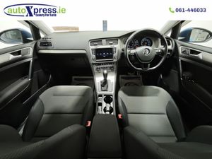 Volkswagen Golf 1.2 TSI Automatic, Reversing camer - Image 4