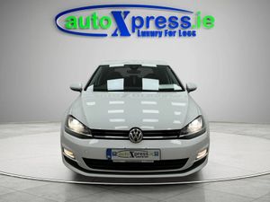 Volkswagen Golf 1.2 TSI Automatic, Reversing camer - Image 3