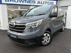 2022 Renault Trafic Business 9 Seater 2.0L - Image 2