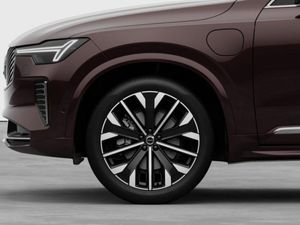 Volvo XC90 T8 PLUS DARK *MULBERRY METALLIC* €210 P - Image 2