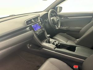 Honda Civic 1.0 VTEC SMART PLUS *FREE HAMPER* €75 - Image 4