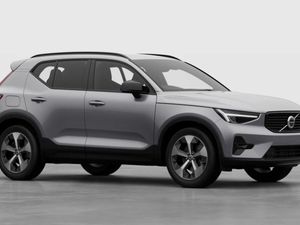 Volvo XC40 B3 MHEV *ORDER FOR 261* €130 P/W ON PCP - Image 2