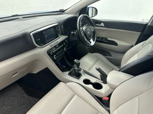 Kia Sportage 1.6CRDI K4 *FREE HAMPER* €65 P/W - Image 4