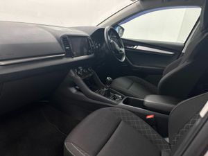 Skoda Karoq 1.0TSI AMB *FREE HAMPER* €80 P/W - Image 4