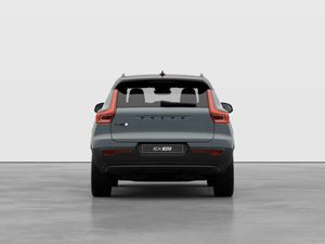 Volvo EX40 BLACK EDITION LONG *560KMS RANGE* €120 - Image 3