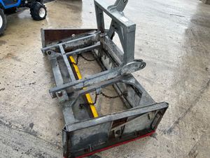 2016 Storth Galvanised Yard Scraper - Image 4