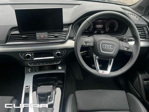 Audi Q5 QUATTRO S-Line 50 TFSi-e 299HP S-Tronic PH - Image 3