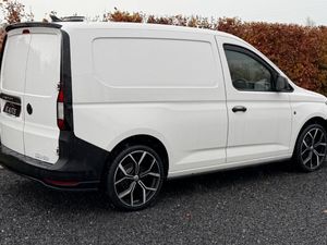 2021 Volkswagen Caddy 2.0 Tdi Cargo Commerce160Bhp - Image 4