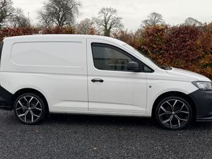 2021 Volkswagen Caddy 2.0 Tdi Cargo Commerce160Bhp - Image 3