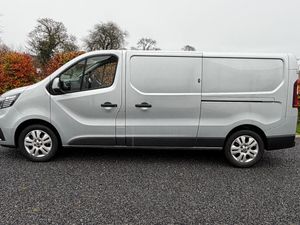 2022 Renault Trafic 2.0 LWB Sport - Image 2