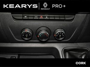 Renault Master LM35,135 Business, INC VAT - Image 4