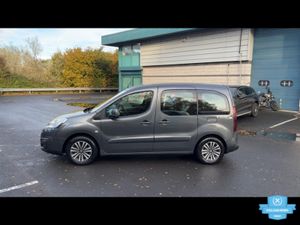 Peugeot Partner / 2016 / 1.6 DIESEL / AUTO / WAV - Image 3